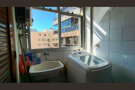 Apartamento para alugar com 105m², 3 quartos e 2 vagasCozinha e Área de Serviço 