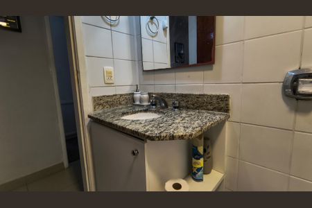 Apartamento para alugar com 105m², 3 quartos e 2 vagasBanheiro Social 