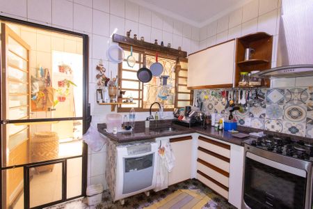 Casa à venda com 120m², 3 quartos e 3 vagas Casa à venda com 120m², 3 quartos e 3 vagasCozinha