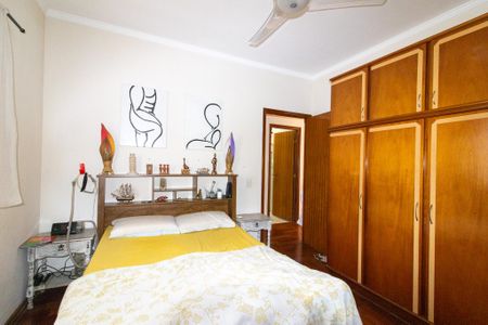 Casa à venda com 120m², 3 quartos e 3 vagas Casa à venda com 120m², 3 quartos e 3 vagasSuite