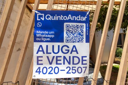 Casa à venda com 120m², 3 quartos e 3 vagas Casa à venda com 120m², 3 quartos e 3 vagasplaca