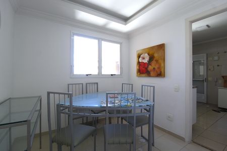 Apartamento à venda com 195m², 4 quartos e 3 vagasSala de Jantar