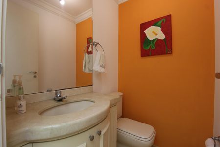 Apartamento à venda com 195m², 4 quartos e 3 vagasLavabo