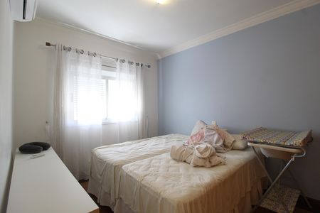 Apartamento à venda com 195m², 4 quartos e 3 vagasQuarto 3 - Suíte