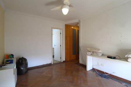 Apartamento à venda com 195m², 4 quartos e 3 vagasQuarto 4 - Suíte
