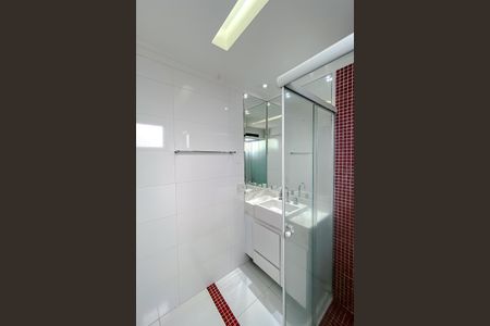 Apartamento à venda com 68m², 2 quartos e 2 vagasBanheiro da Suíte