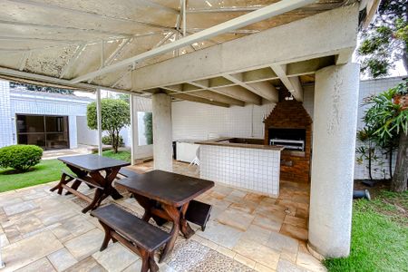 Apartamento à venda com 68m², 2 quartos e 2 vagasÁrea comum - Churrasqueira