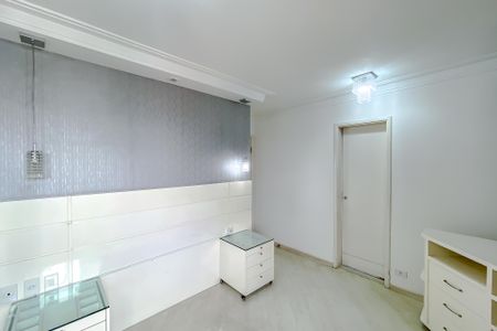 Apartamento à venda com 68m², 2 quartos e 2 vagasQuarto 2 - Suíte