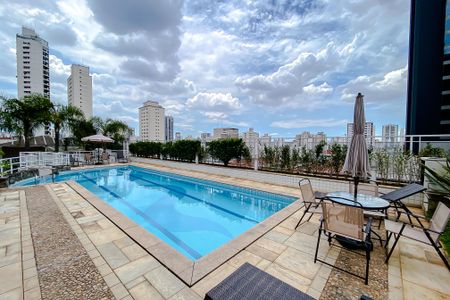 Apartamento à venda com 68m², 2 quartos e 2 vagasÁrea comum - Piscina