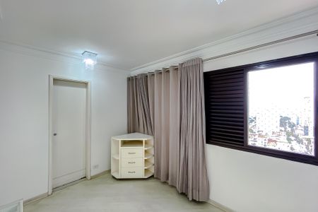 Apartamento à venda com 68m², 2 quartos e 2 vagasQuarto 2 - Suíte