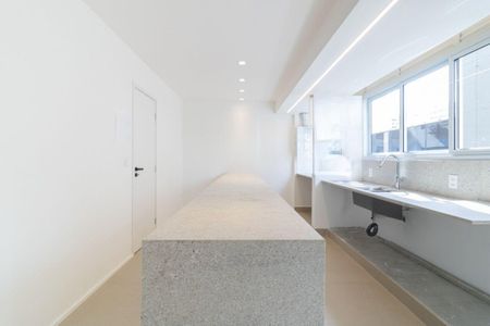 Apartamento à venda com 2 quartos, 86m² em Cerqueira César, São Paulo