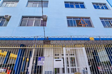 Apartamento à venda com 42m², 1 quarto e 1 vagaFachada