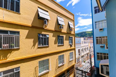 Sala vista de apartamento à venda com 1 quarto, 42m² em Méier, Rio de Janeiro