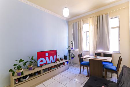 Apartamento à venda com 42m², 1 quarto e 1 vagaSala