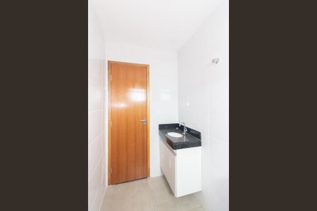 Banheiro de apartamento para alugar com 1 quarto, 40m² em Vila Siqueira (zona Leste), São Paulo