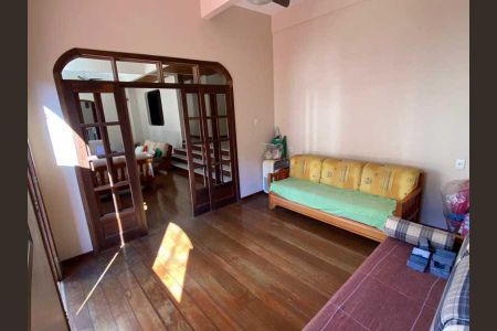 Casa à venda com 5 quartos, 420m² em Laranjeiras, Rio de Janeiro