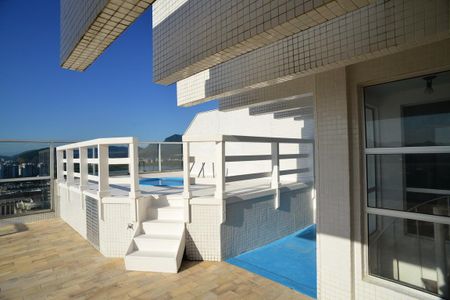 Apartamento à venda com 251m², 3 quartos e 2 vagas Apartamento à venda com 251m², 3 quartos e 2 vagasTerraço