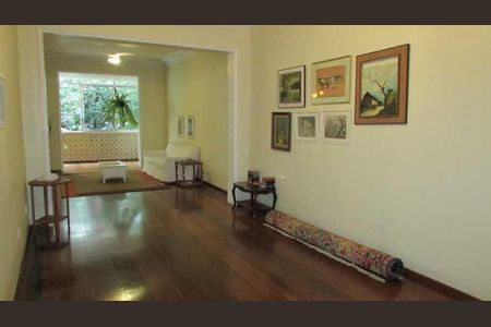 Apartamento à venda com 157m², 3 quartos e 1 vaga