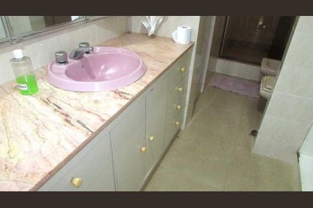 Apartamento à venda com 157m², 3 quartos e 1 vaga