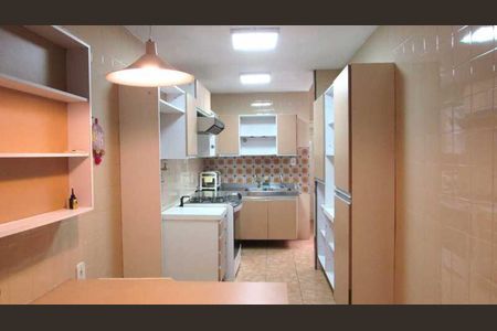 Apartamento à venda com 157m², 3 quartos e 1 vaga