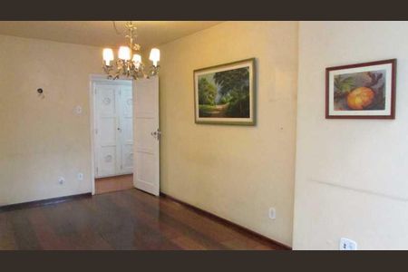 Apartamento à venda com 157m², 3 quartos e 1 vaga