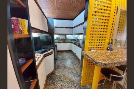 Apartamento à venda com 2 quartos, 142m² em Leblon, Rio de Janeiro