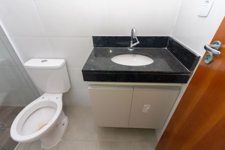 Banheiro de apartamento para alugar com 2 quartos, 36m² em Vila Siqueira (zona Leste), São Paulo