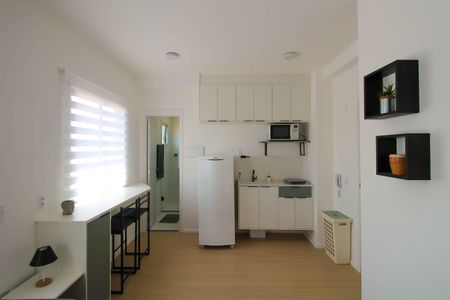 Studio de kitnet/studio para alugar com 0 quarto, 19m² em Vila Ema, São Paulo
