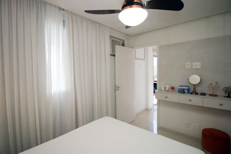 Apartamento à venda com 118m², 3 quartos e 2 vagasQuarto 3 - Suíte