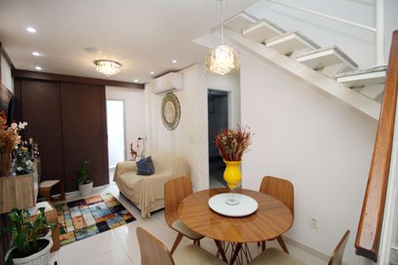 Sala de apartamento à venda com 3 quartos, 118m² em Vista Alegre, Rio de Janeiro