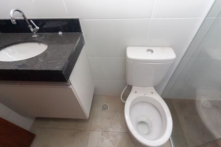 Banheiro de apartamento para alugar com 1 quarto, 36m² em Vila Siqueira (zona Leste), São Paulo