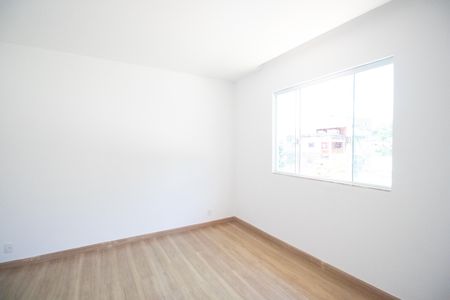 Quarto 2 de casa para alugar com 2 quartos, 85m² em Taquara, Rio de Janeiro