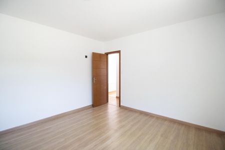 Quarto 1 de casa para alugar com 2 quartos, 85m² em Taquara, Rio de Janeiro