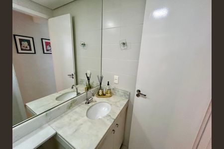 Apartamento à venda com 57m², 2 quartos e 1 vagaBanheiro 1