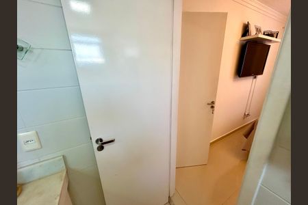 Apartamento à venda com 57m², 2 quartos e 1 vagaBanheiro da Suíte