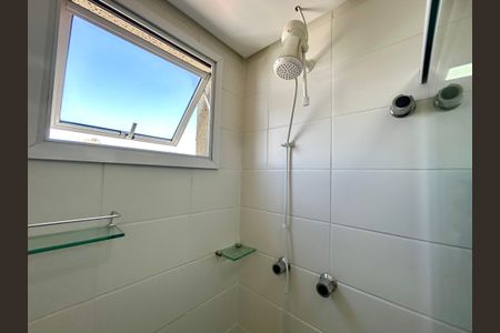 Apartamento à venda com 57m², 2 quartos e 1 vagaBanheiro da Suíte