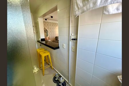 Apartamento à venda com 57m², 2 quartos e 1 vagaÁrea de Serviço