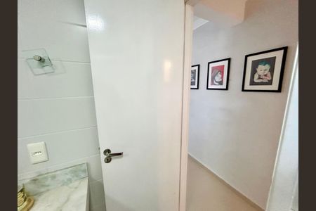 Apartamento à venda com 57m², 2 quartos e 1 vagaBanheiro 1