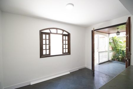 Casa para alugar com 85m², 3 quartos e 1 vagaCozinha