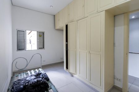 Casa para alugar com 65m², 2 quartos e sem vaga