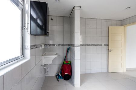 Casa para alugar com 65m², 2 quartos e sem vaga