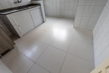 Casa para alugar com 65m², 2 quartos e sem vaga
