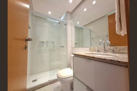 Banheiro  de apartamento à venda com 3 quartos, 100m² em Botafogo, Rio de Janeiro