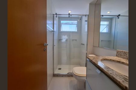 Apartamento à venda com 100m², 3 quartos e 2 vagasBanheiro da suíte 2