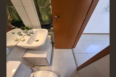 Apartamento à venda com 100m², 3 quartos e 2 vagasBanheiro da suíte 1