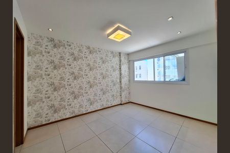 Apartamento à venda com 100m², 3 quartos e 2 vagasSuíte 2
