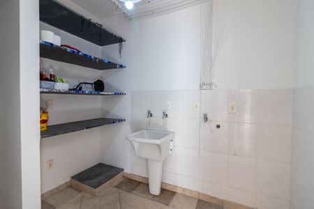 Casa de condomínio para alugar com 140m², 3 quartos e 3 vagasÁrea de Serviço