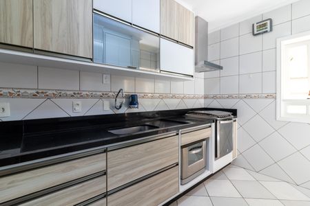 Casa de condomínio para alugar com 140m², 3 quartos e 3 vagasCozinha