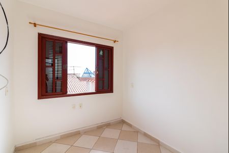 Casa de condomínio para alugar com 140m², 3 quartos e 3 vagasQuarto 3