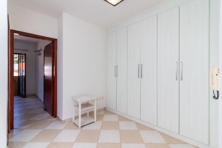 Casa de condomínio para alugar com 140m², 3 quartos e 3 vagasHall dos Quartos